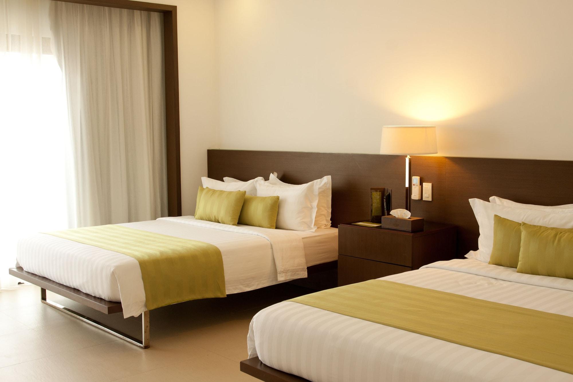 Ciriaco Hotel And Resort Calbayog Exterior foto